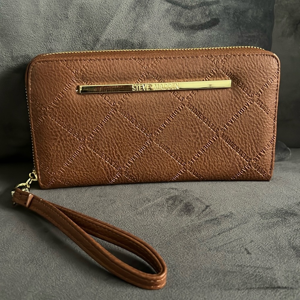 Steve Madden Wallet